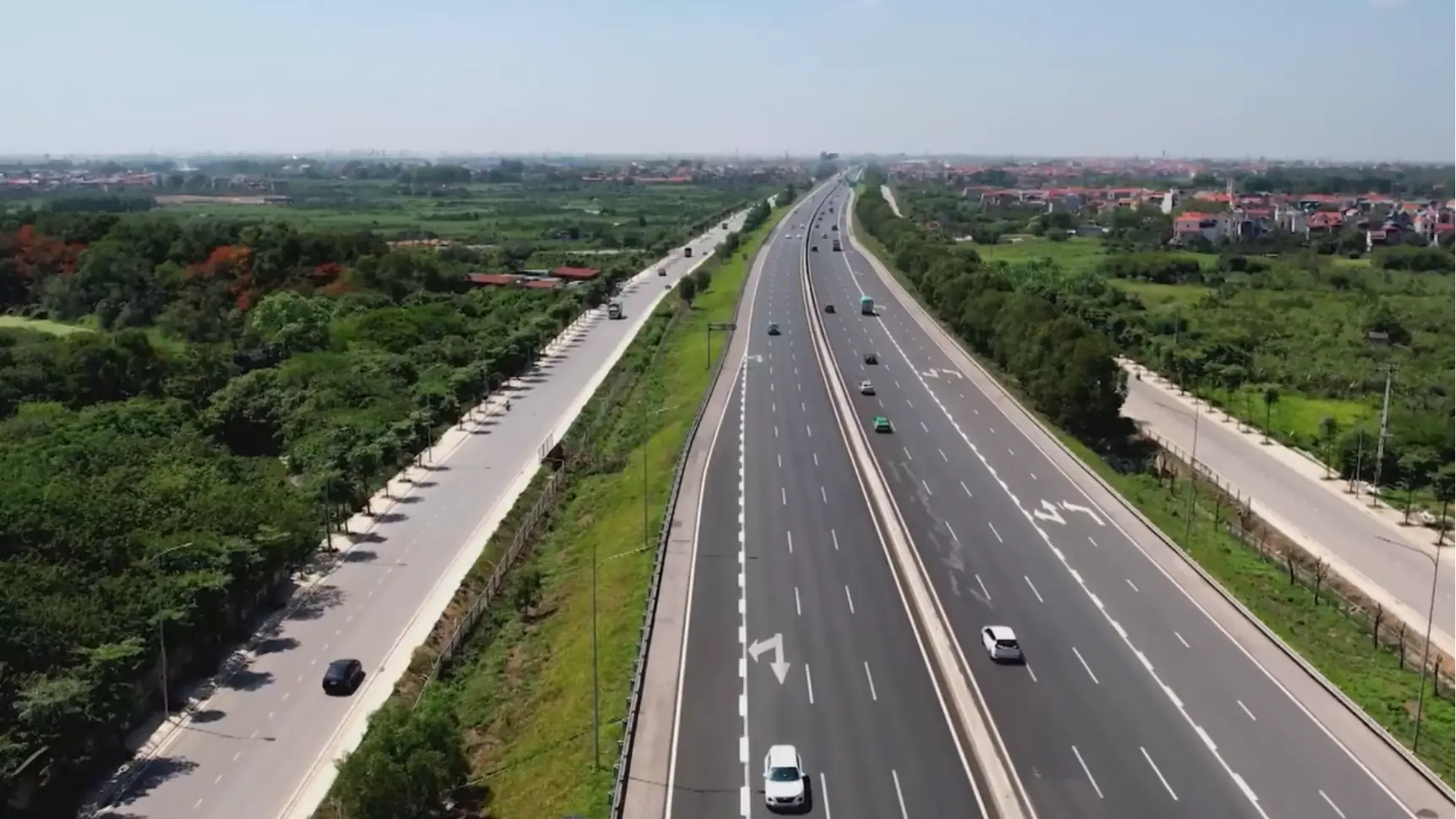 Mở rộng cao tốc Hà Nội - Hải Phòng lên 10 làn xe 